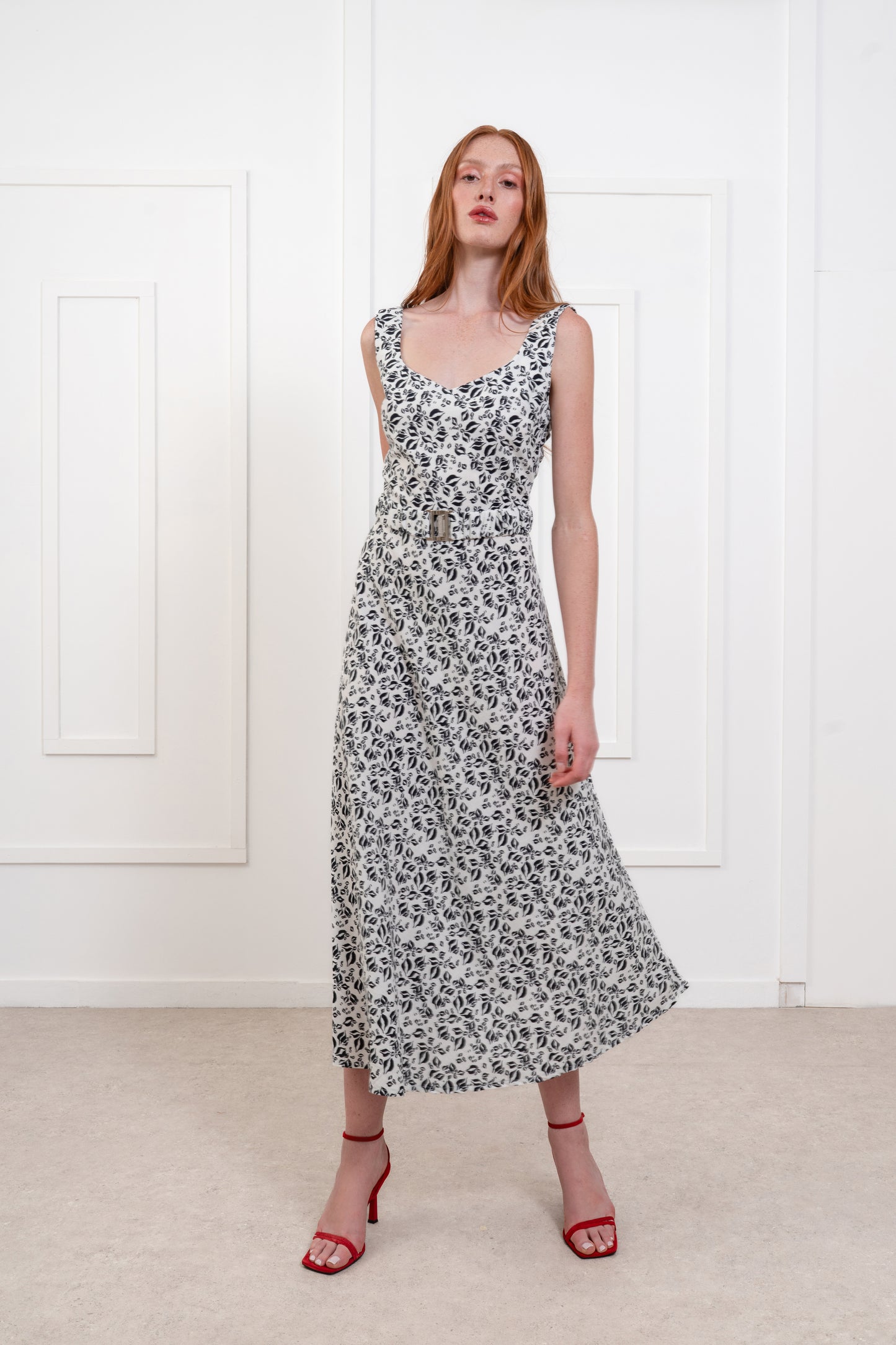 Honesta dress